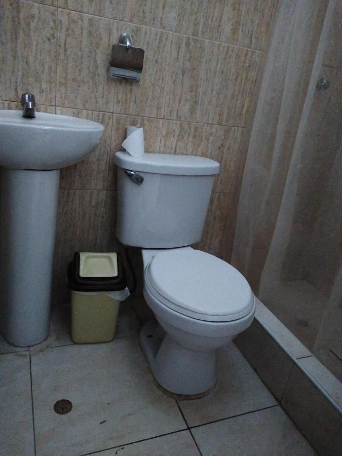 Bachig Hospedaje Moyobamba Exteriör bild